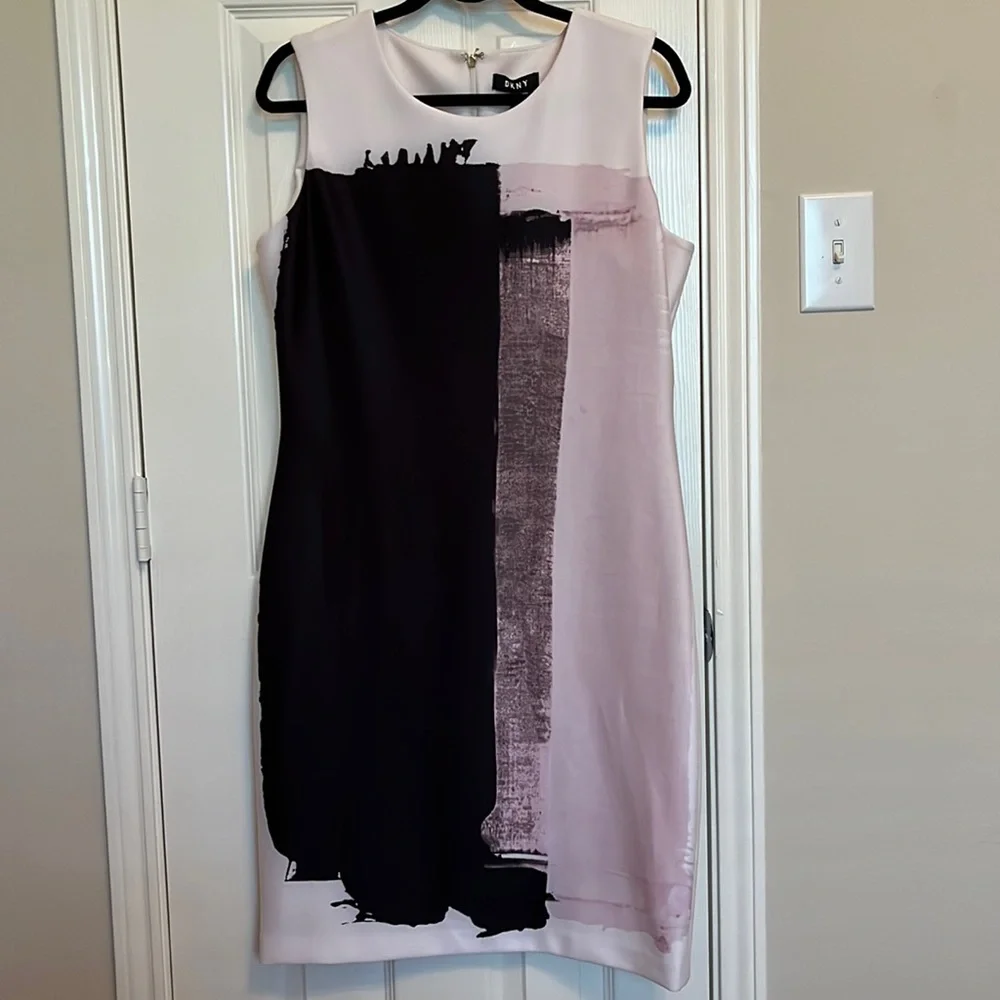NWT DKNY Abstract Sheath Dress - Picture 1 of 6